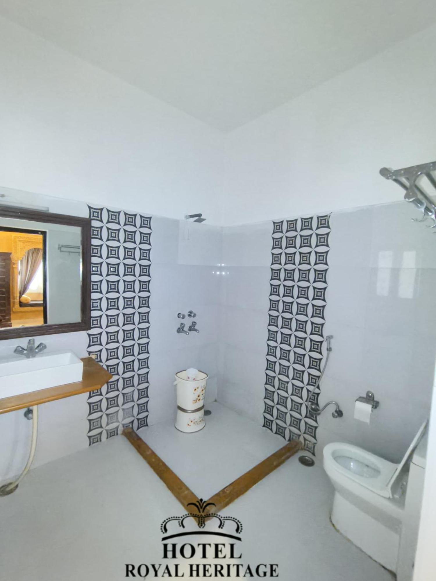 Hotel Royal Heritage Jaisalmer Esterno foto