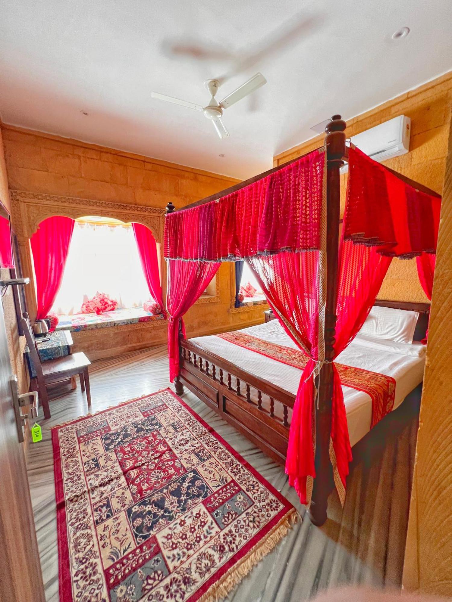 Hotel Royal Heritage Jaisalmer Esterno foto