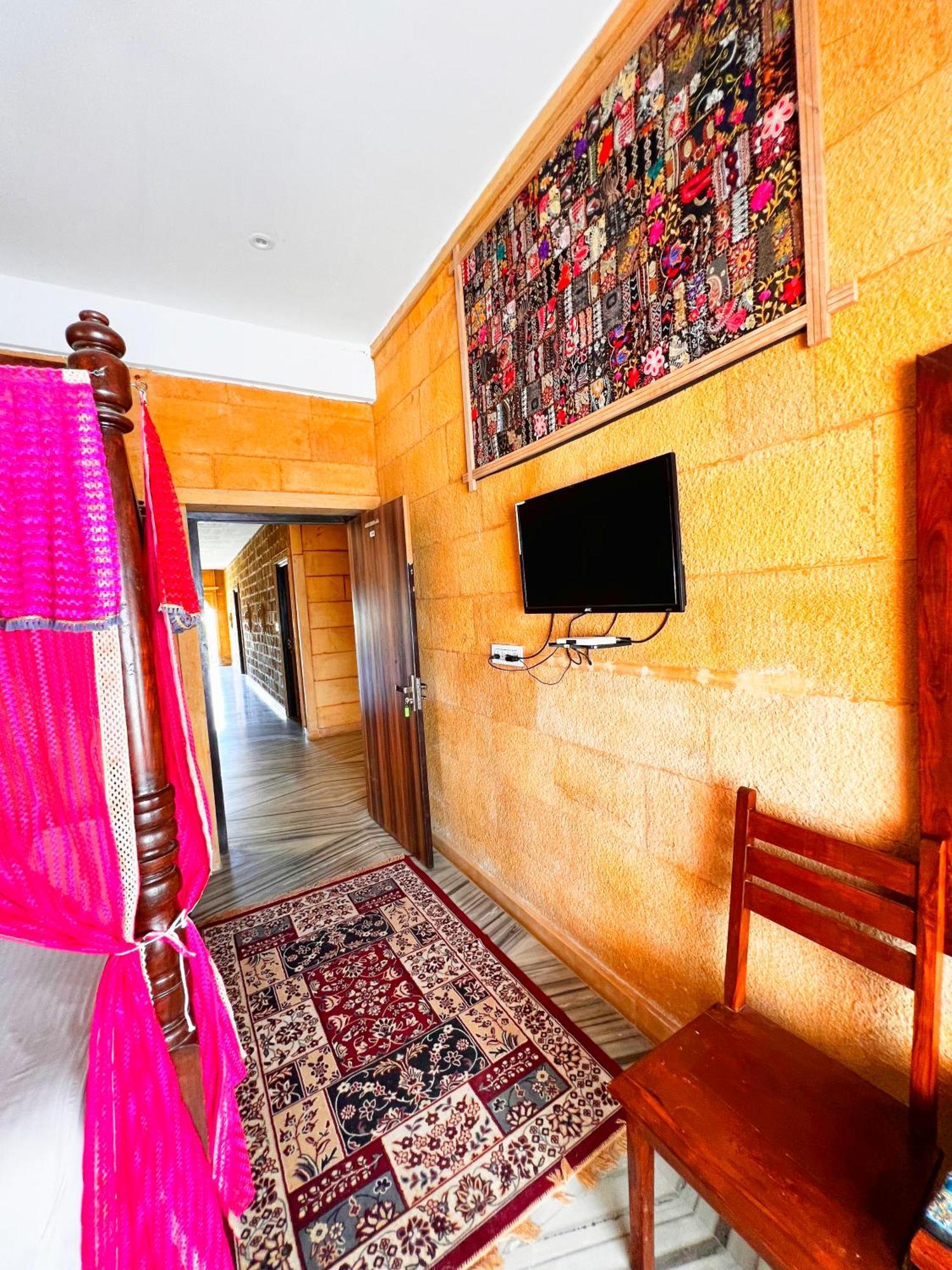 Hotel Royal Heritage Jaisalmer Esterno foto